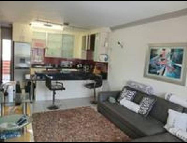 2 BEDROOM TOWNHOUSE FOR SALE IN PEACEHAVEN